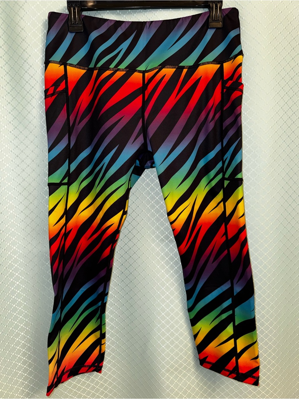 Constantly Varied Gear Rainbow Zebra Print Athletic Capri Leggings, XL